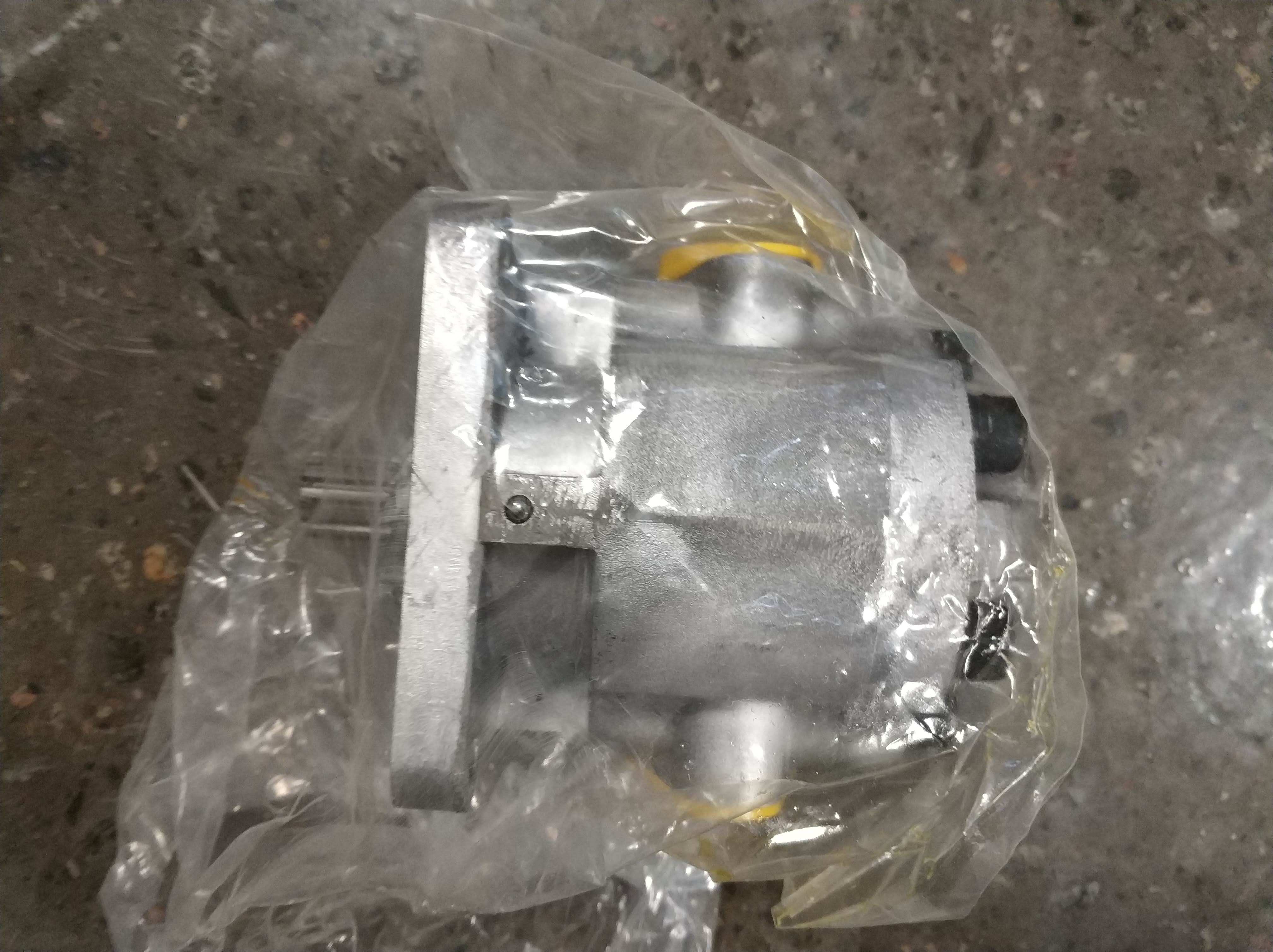 Насос трансмиссии в сборе OEM CBJ40-B40L Насос трансмиссии в сборе OEM CBJ40-B40L