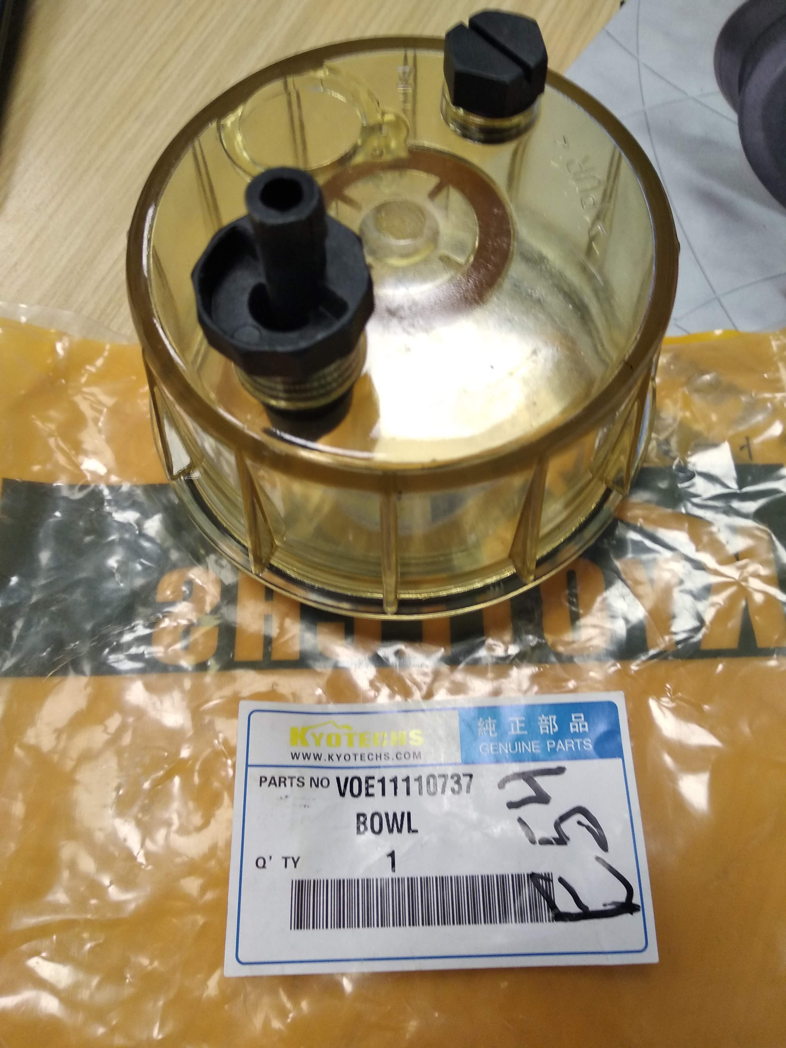 Bottle for water holding OEM VOE11110737